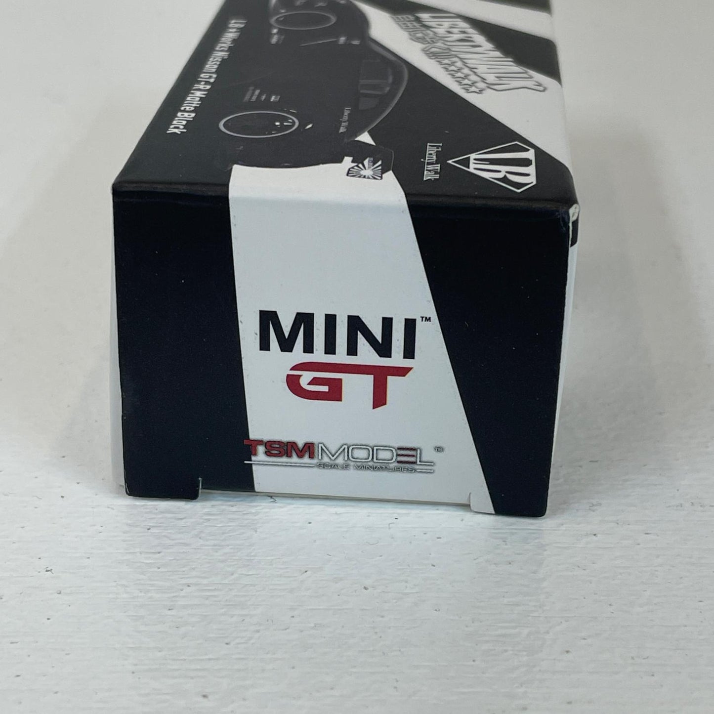 MINI-GT LBWK LB-WORKS 日産 GT-R マットブラック【尾張小牧店】