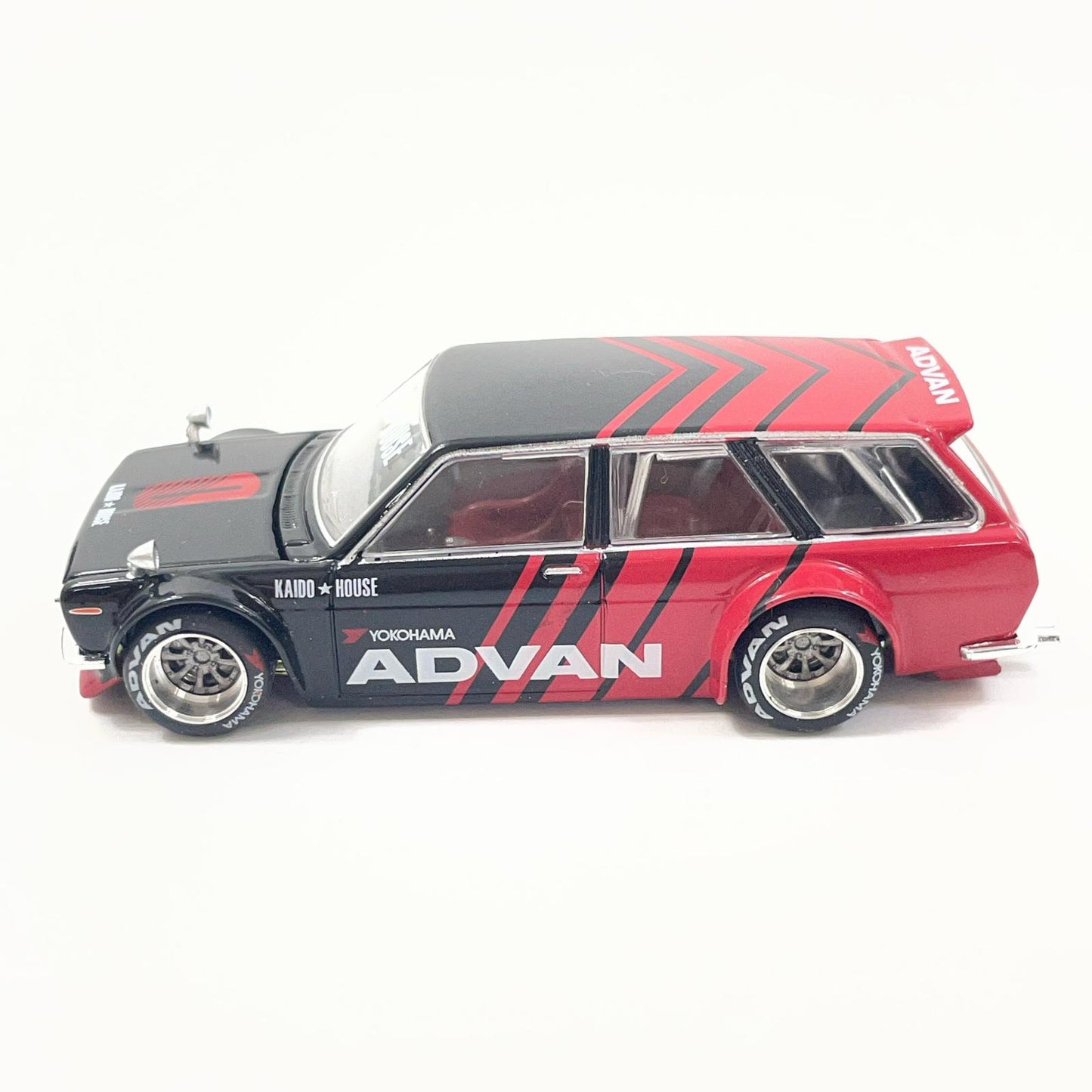 MINI GT KHMG033 ダットサン 510 ワゴン ADVAN KAIDO【尾張小牧店】