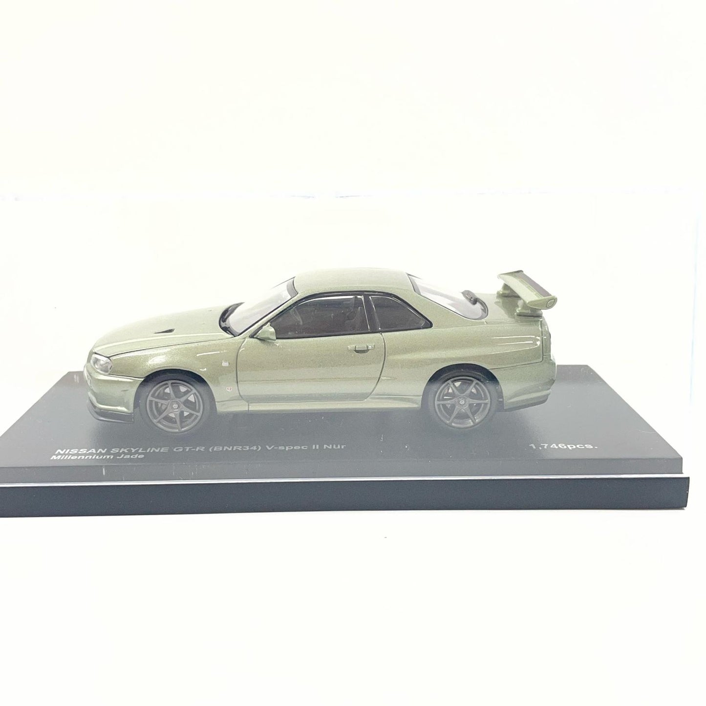 京商 1/43 スカイライン GT-R R34 VスペックII 後期型 ニュル (ミレニアムジェイド)【尾張小牧店】
