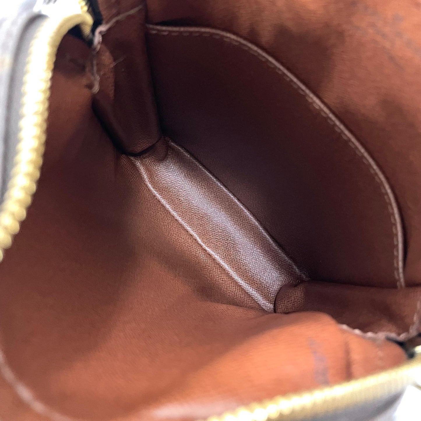 【中古】LOUIS VUITTON | ルイ・ヴィトン ダヌーブ モノグラム ショルダーバッグ M45266 ブラウン【尾張小牧店】