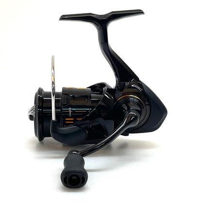 【フィッシング/釣り/釣具/リール】 【スピニングリール】Daiwa | ダイワ ※付属品なし 25イプリミ LT 2000S-P【尾張小牧店】