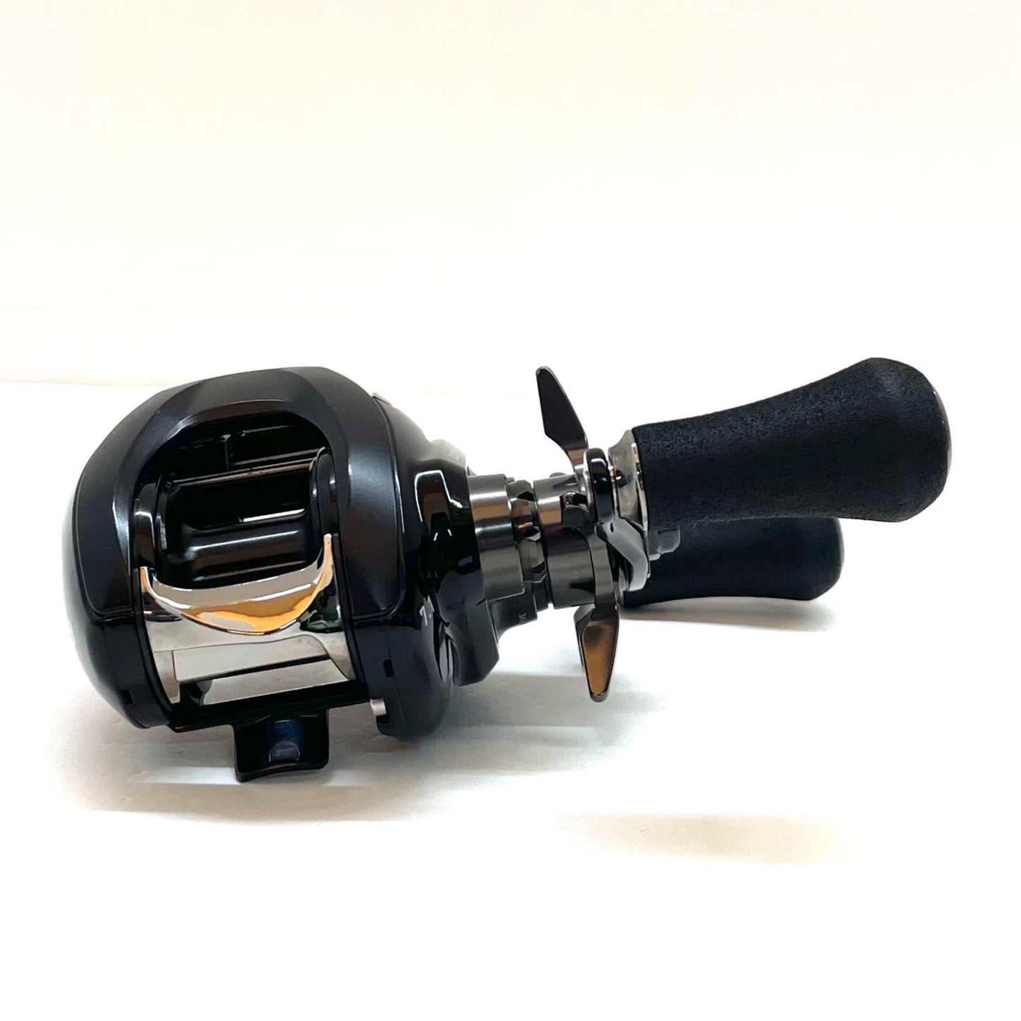 【フィッシング/釣り/釣具/リール】 【ベイトリール/右ハンドル】Daiwa | ダイワ ※付属品なし 22ジリオンTW HD 1000H【尾張小牧店】