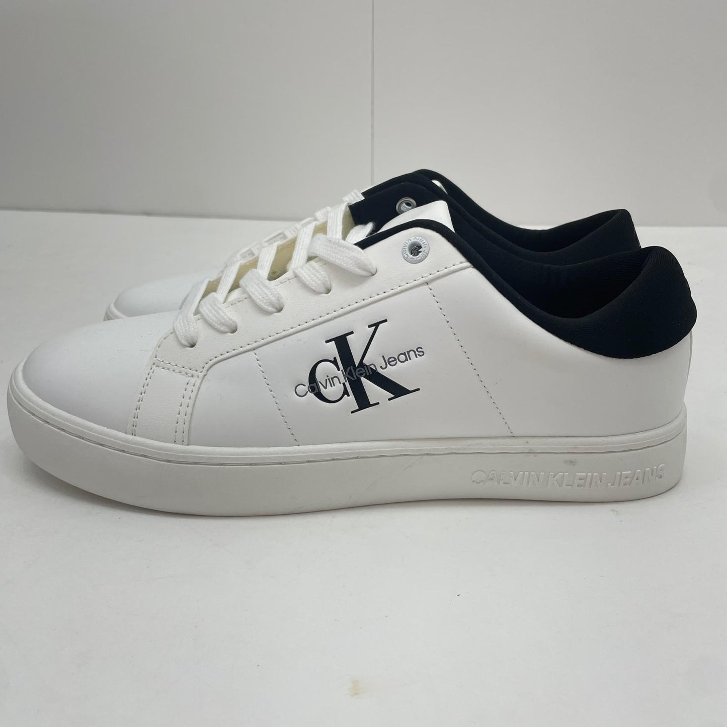 【中古】Calvin Klein | カルバンクライン スニーカー 26.5cm YM0YM00864 ホワイト【尾張小牧店】