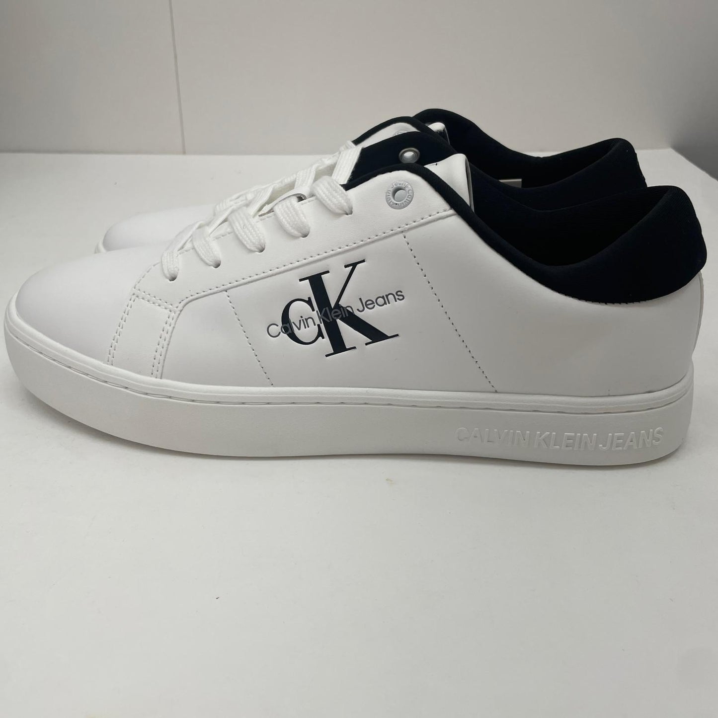 【中古】Calvin Klein | カルバンクライン スニーカー 28.0cm YM0YM00864 ホワイト【尾張小牧店】