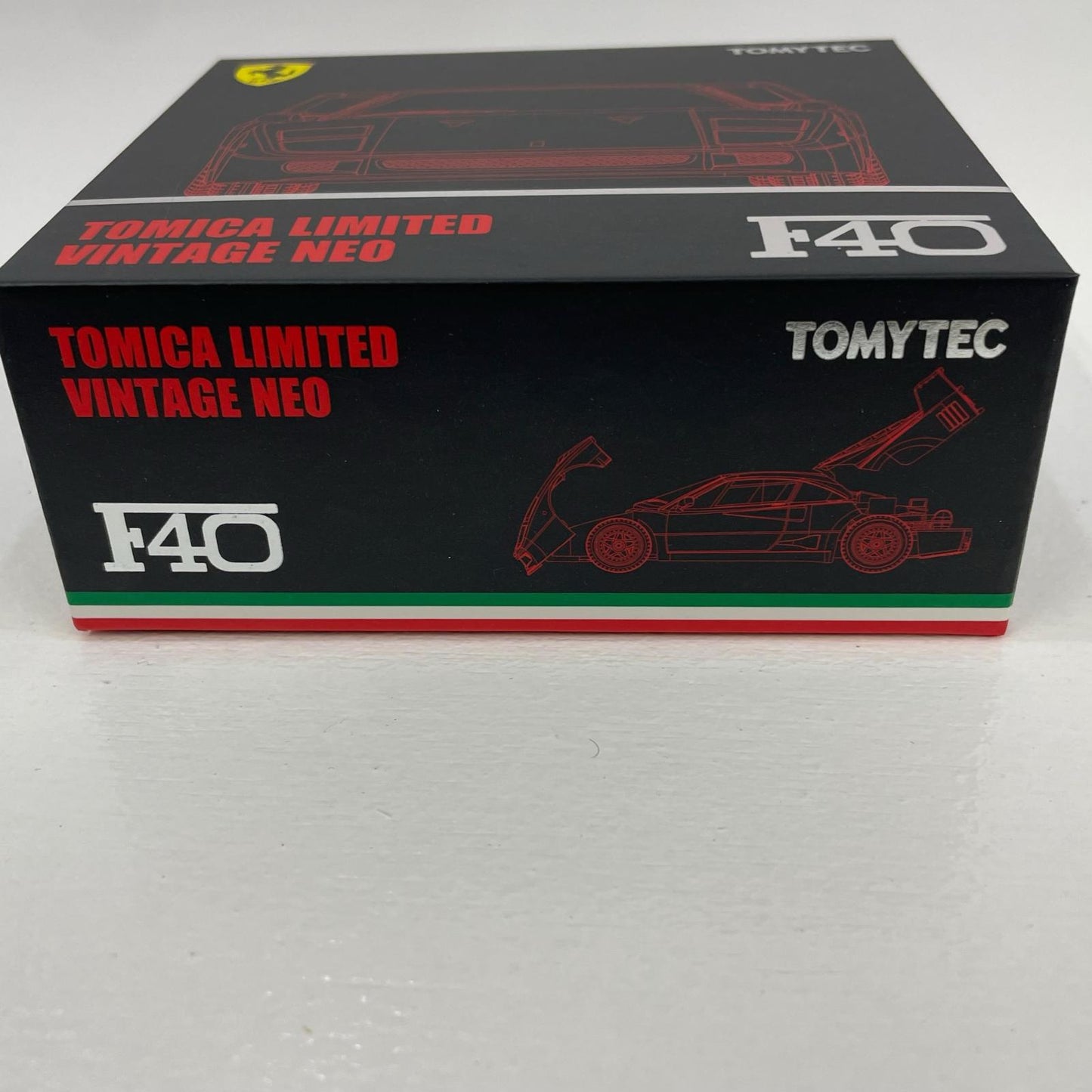 TLV NEO フェラーリF40(赤) トミカリミテッドヴィンテージＮＥＯ【尾張小牧店】