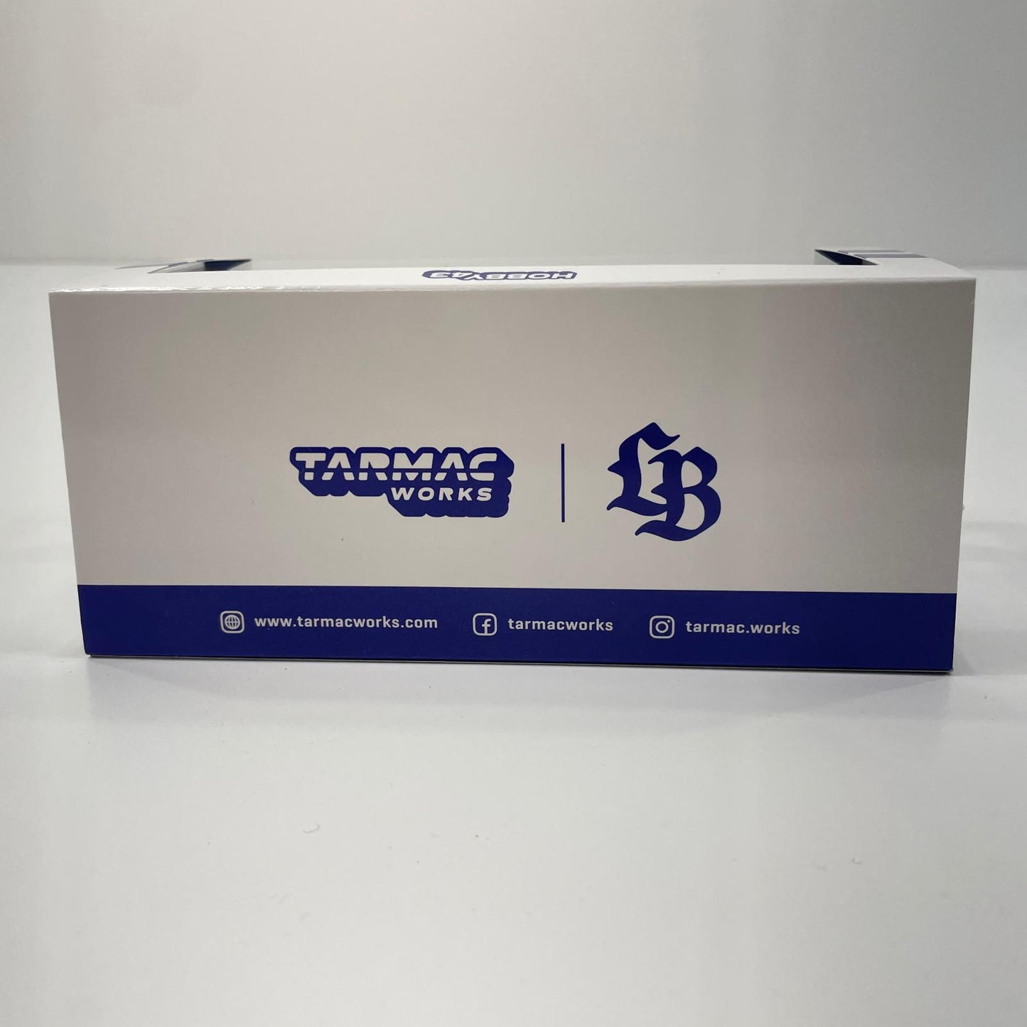 Tarmac Works 1/43 LB-WORKS NISSAN GT-R R35 type 2 White【尾張小牧店】