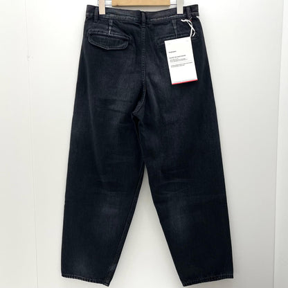 【中古】Graphpaper | グラフペーパー Selvage Denim Two Tuck Tapered Pants デニムパンツ GU261-40060DB ブラック サイズ：1【尾張小牧店】