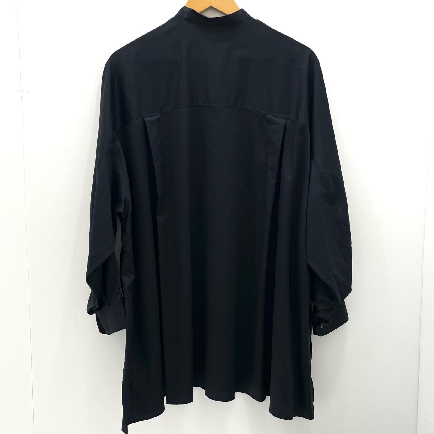 【中古】Graphpaper | グラフペーパー　26SS Silicon Poplin Deep Slit Band Collar Shirt 長袖シャツ GL261-50184 ブラック【尾張小牧店】