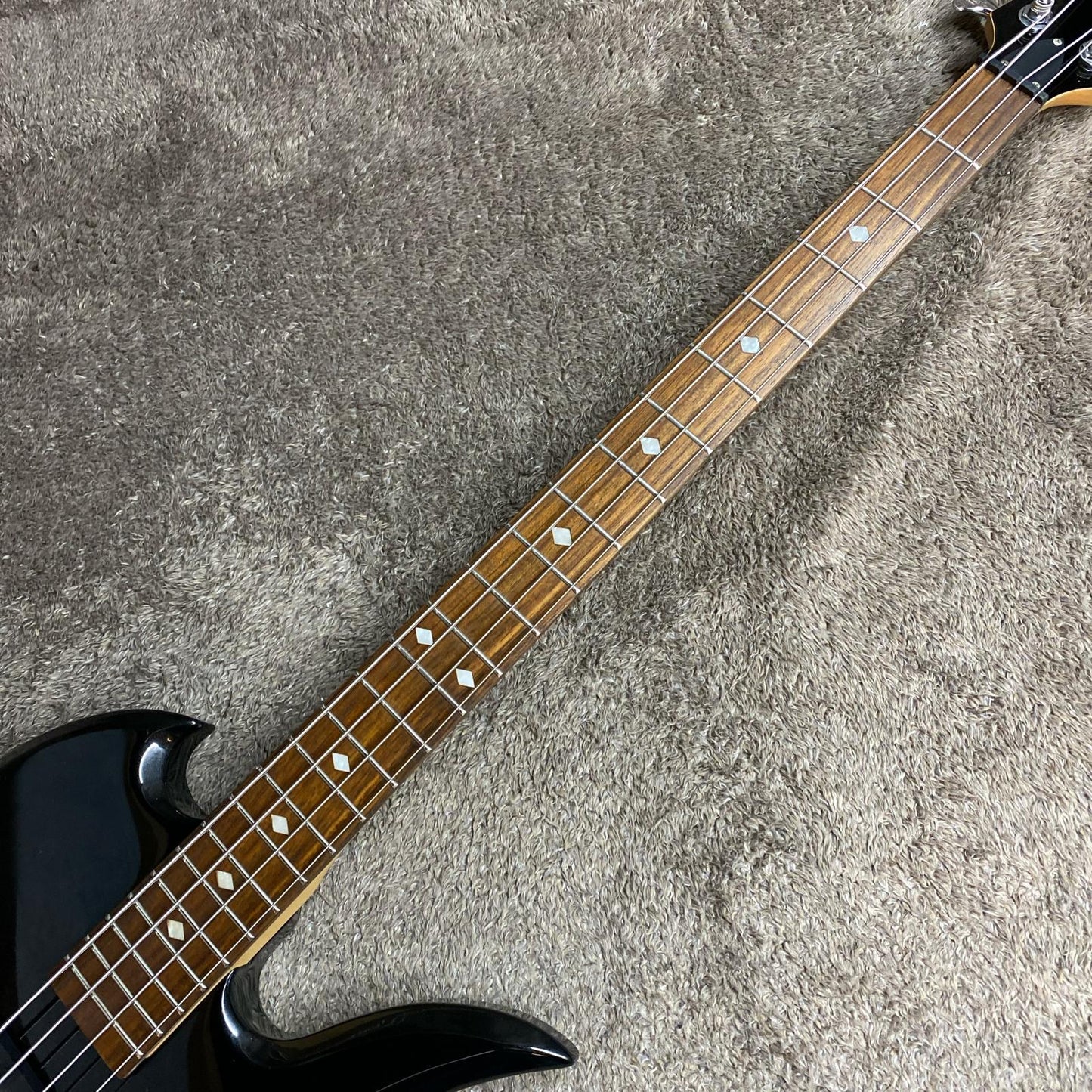 B.C.Rich | ビーシーリッチ 楽器 Mockingbird Bass【尾張小牧店】