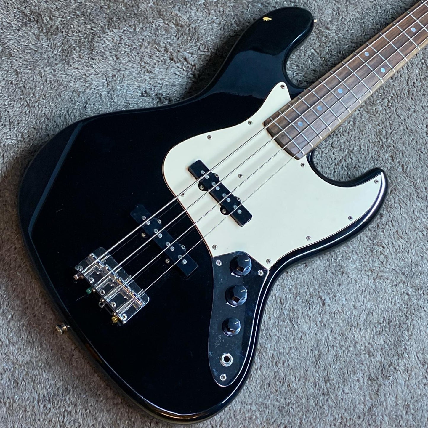 Squier by Fender | スクワイヤバイフェンダー 楽器 Standard Jazz Bass【尾張小牧店】