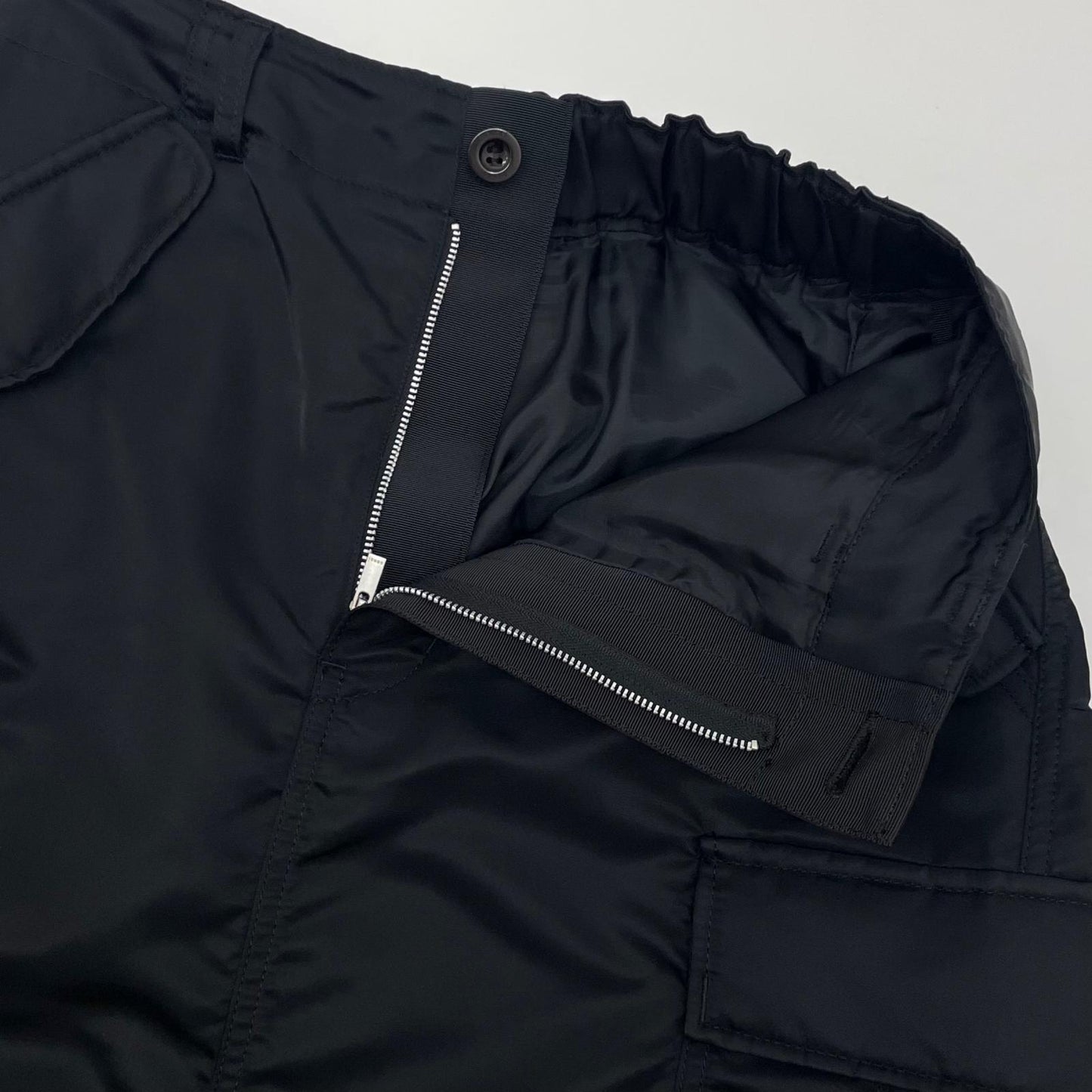 【中古】Sacai | サカイ Nylon-Twill Pleated Cargo Midi Skirt バックプリーツスカート SCW-205 ブラック サイズ：3【尾張小牧店】