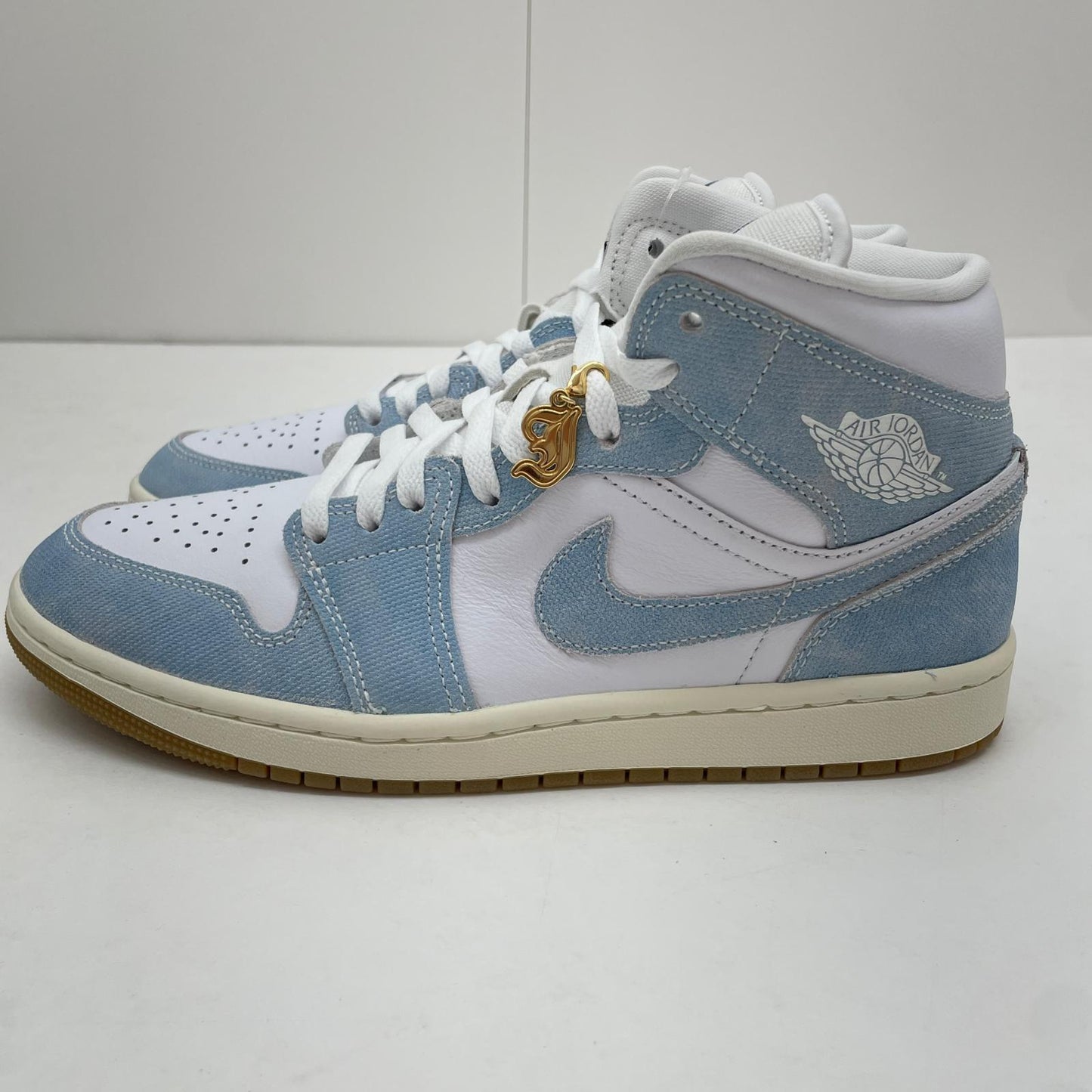 NIKE | ナイキ Women's Air Jordan 1 Mid SE スニーカー 27.0cm HQ2005-100 ブルー 27cm【尾張小牧店】