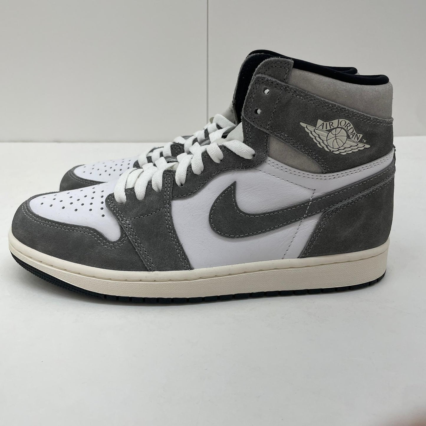 NIKE | ナイキ Air Jordan 1 Retro High OG スニーカー 27.0cm DZ5485-051 グレー【尾張小牧店】