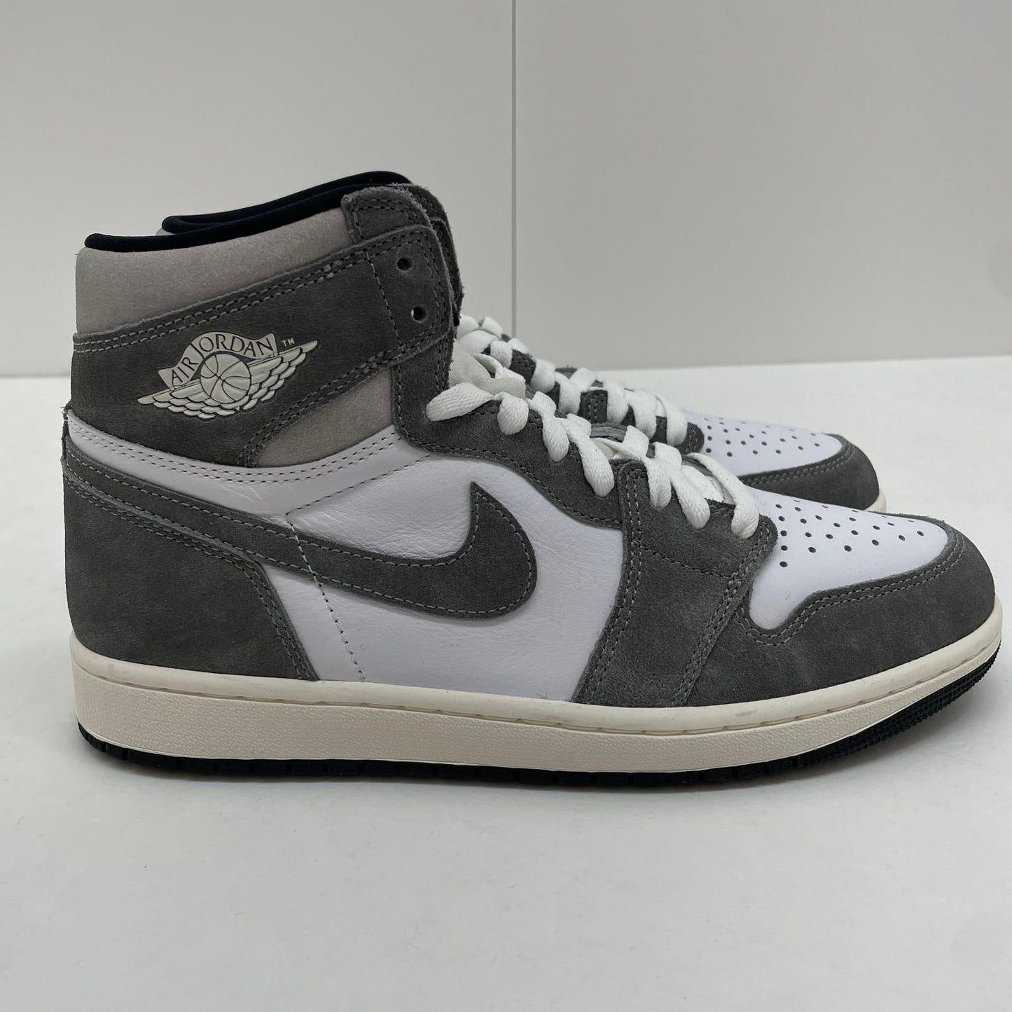 NIKE | ナイキ Air Jordan 1 Retro High OG スニーカー 27.0cm DZ5485-051 グレー【尾張小牧店】