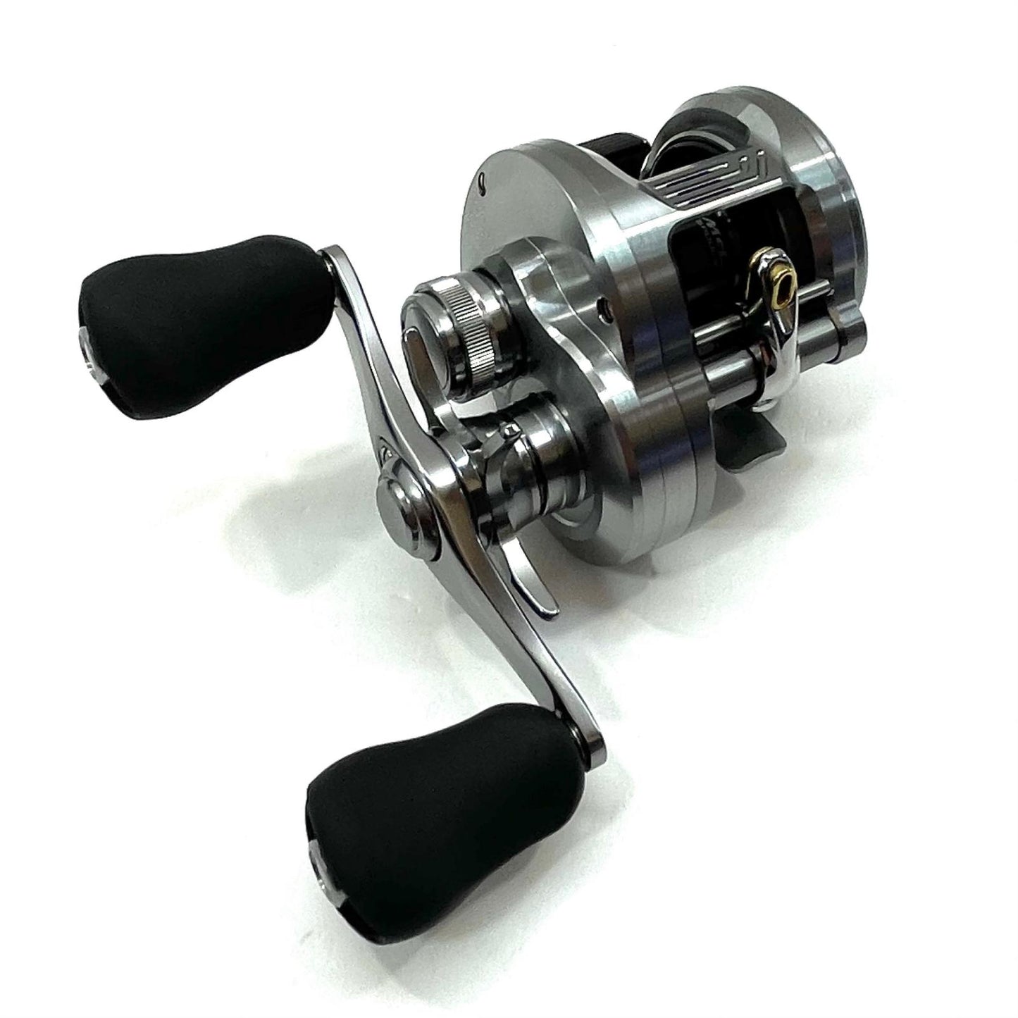 【フィッシング/釣り/釣具/リール】 【ベイトリール/右ハンドル】SHIMANO | シマノ 26カルカッタコンクエストDC 200HG【尾張小牧店】