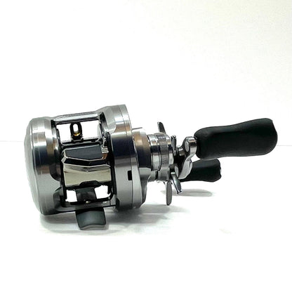【フィッシング/釣り/釣具/リール】 【ベイトリール/右ハンドル】SHIMANO | シマノ 26カルカッタコンクエストDC 200HG【尾張小牧店】
