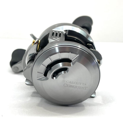 【フィッシング/釣り/釣具/リール】 【ベイトリール/右ハンドル】SHIMANO | シマノ 26カルカッタコンクエスト DC 200HG【尾張小牧店】