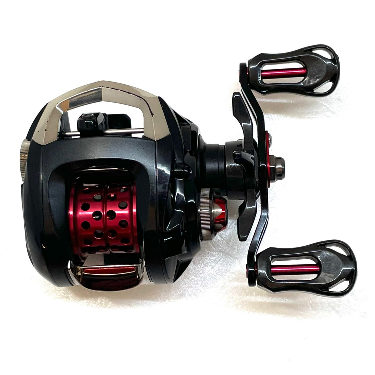 【フィッシング/釣り/釣具/リール】 【ベイトリール/右ハンドル】Daiwa | ダイワ ※付属品なし 14SS エア 8.1【尾張小牧店】
