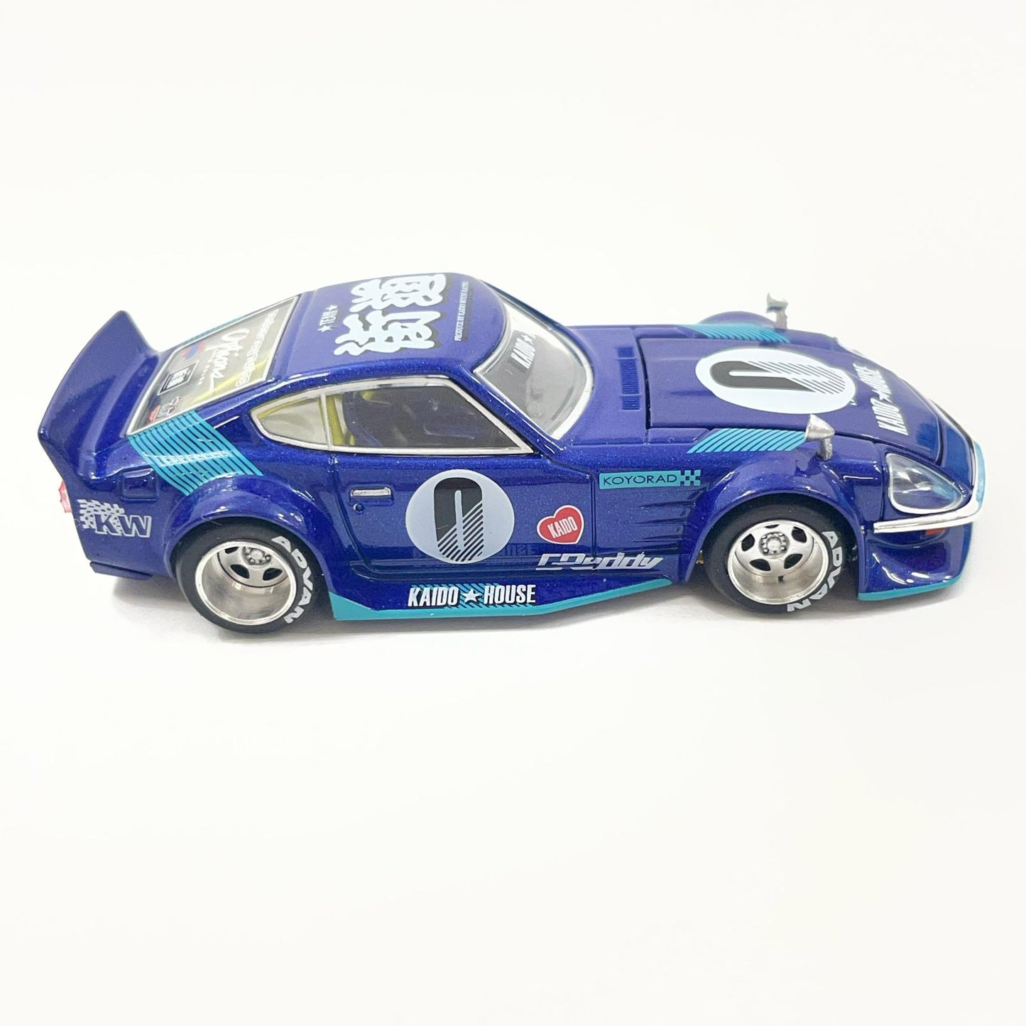 MINI GT 1/63 ダットサン KAIDO フェアレディ Z ブルー(右ハンドル)【尾張小牧店】
