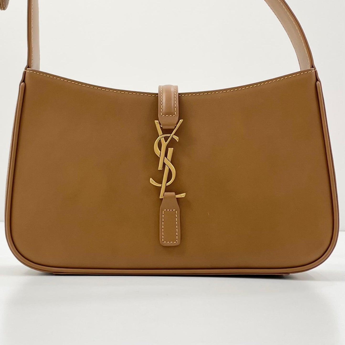 【中古】SAINT LAURENT | サンローラン LE 5 A 7 サンカセット ホーボーバッグ ハンドバッグ 657228 キャメル【尾張小牧店】