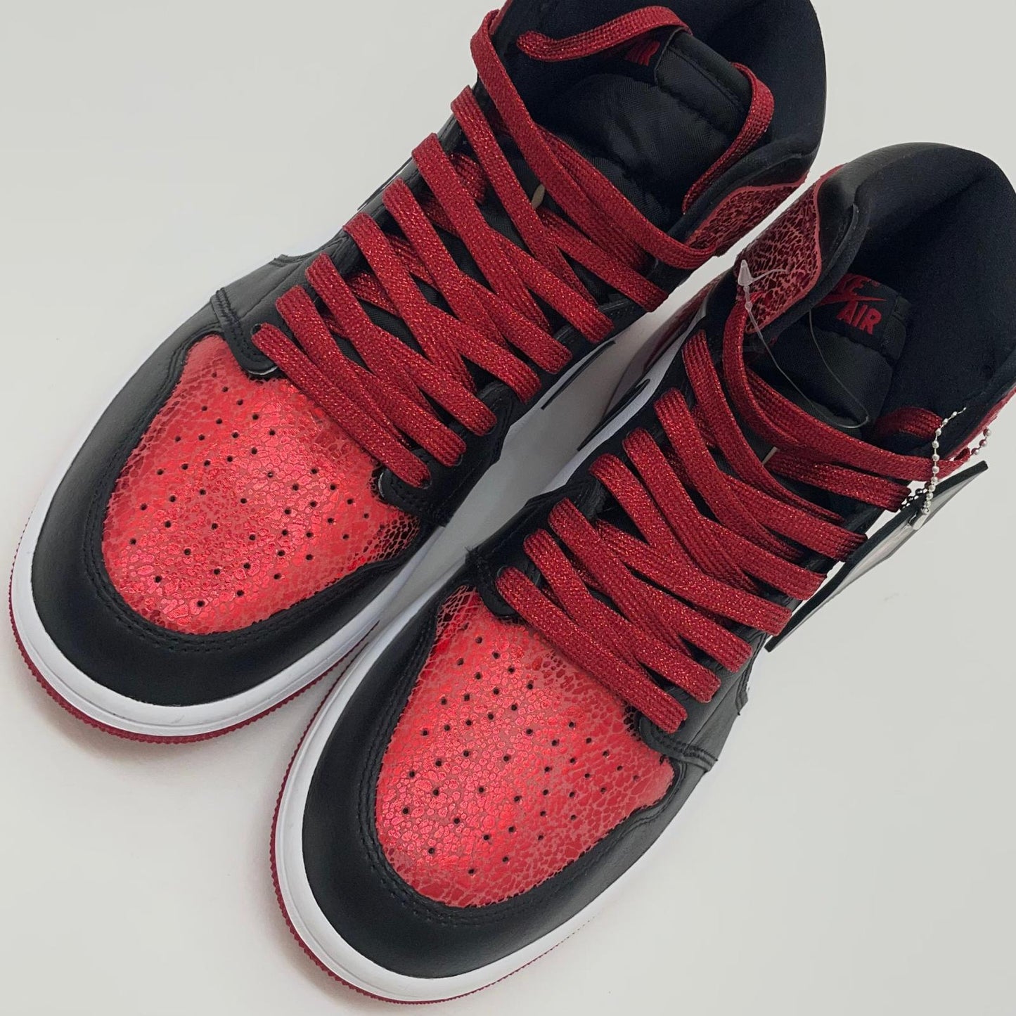 【中古】NIKE | ナイキ Women's Air Jordan 1 High OG "Ruby"/ウィメンズ エアジョーダン1 ハイ OG "ルビー"　スニーカー 靴　FD2596-602 レッド×ホワイト×ブラック 26cm【尾張小牧店】