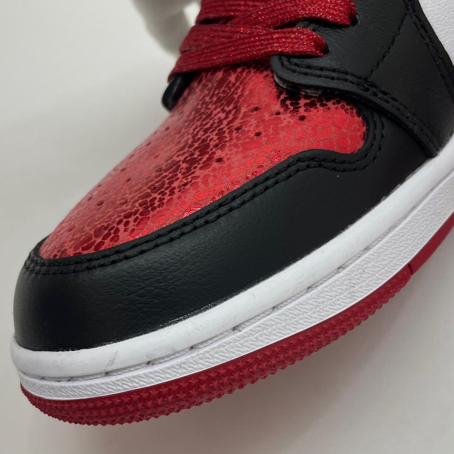 【中古】NIKE | ナイキ Women's Air Jordan 1 High OG "Ruby"/ウィメンズ エアジョーダン1 ハイ OG "ルビー"　スニーカー 靴　FD2596-602 レッド×ホワイト×ブラック 26cm【尾張小牧店】