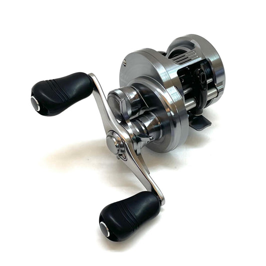 【フィッシング/釣り/釣具/リール】 【ベイトリール/右ハンドル】SHIMANO | シマノ 20カルカッタコンクエストDC 100【尾張小牧店】