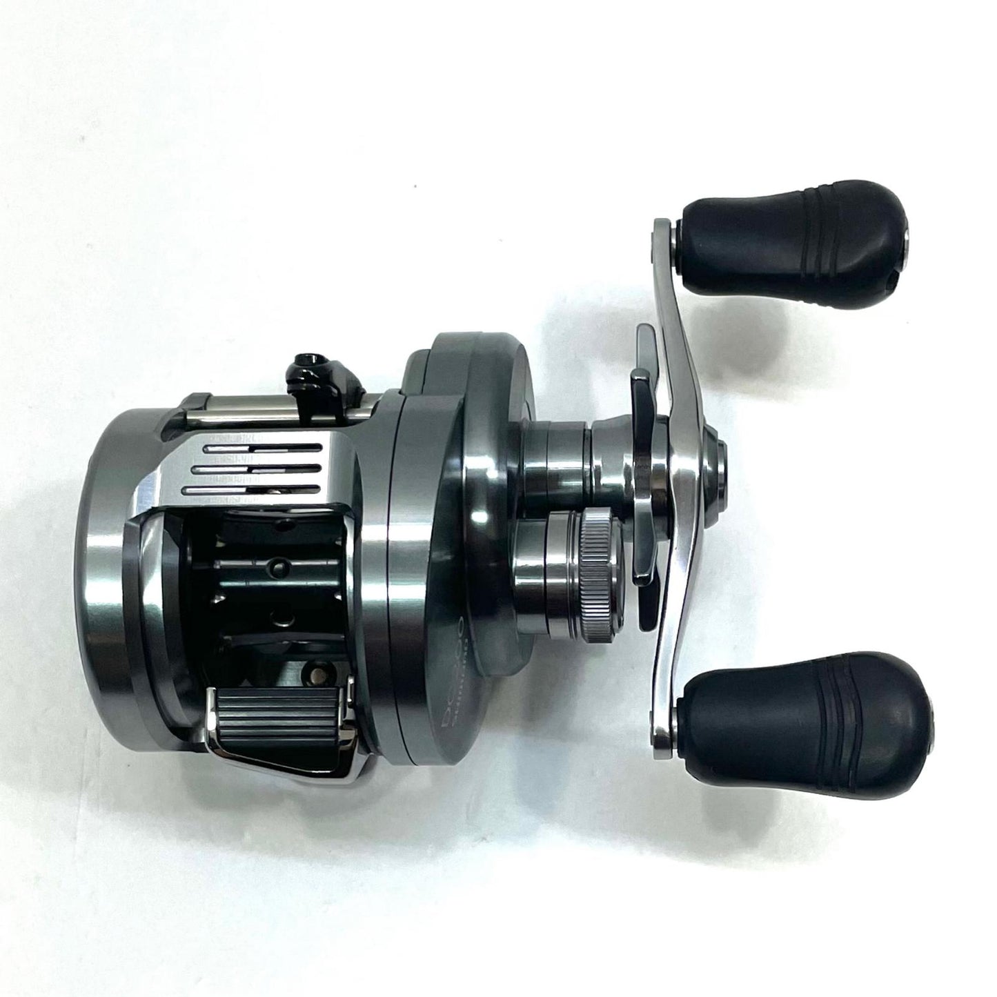 【フィッシング/釣り/釣具/リール】 【ベイトリール/右ハンドル】SHIMANO | シマノ 19カルカッタコンクエストDC 200【尾張小牧店】