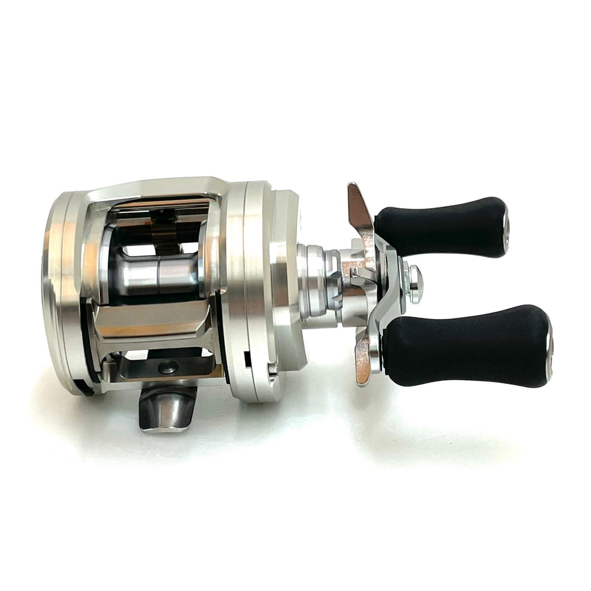 【フィッシング/釣り/釣具/リール】 【ベイトリール/右ハンドル】Daiwa | ダイワ 26リョウガ 150P【尾張小牧店】