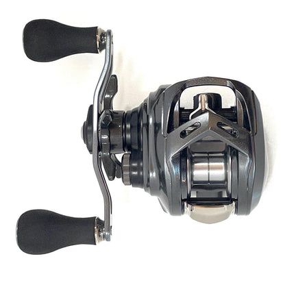 【フィッシング/釣り/釣具/リール】 【ベイトリール/左ハンドル】Daiwa | ダイワ ※付属品なし 20アドミラ A100XHL【尾張小牧店】