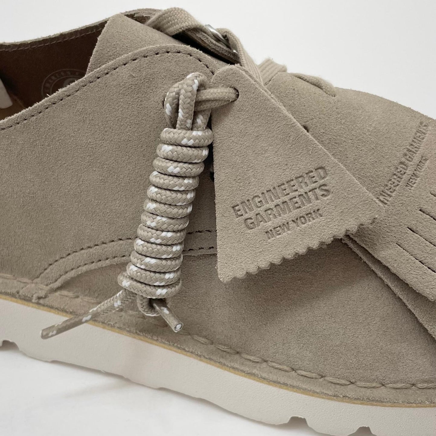 【中古】Clarks×ENGINEERED GARMENTS | クラークス×エンジニアド ガーメンツ DESERT KHAN/デザートカーン スウェードレザーシューズ 靴　ベージュ 27.5cm【尾張小牧店】