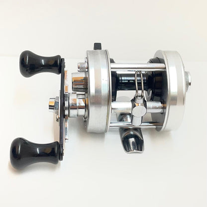 【フィッシング/釣り/釣具/リール】 【ベイトリール/右ハンドル】AbuGarcia | アブガルシア 　※付属品なし　アンバサダー　2500C【尾張小牧店】