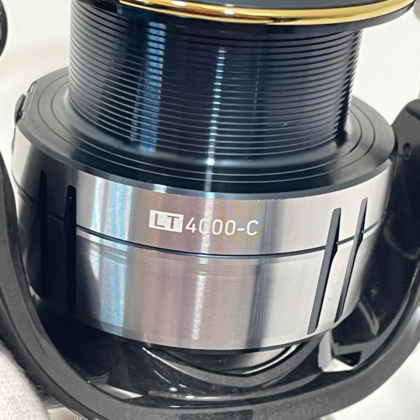 【フィッシング/釣り/釣具/リール】 【スピニングリール】Daiwa | ダイワ ※付属品なし 19セルテート LT 4000-C【尾張小牧店】