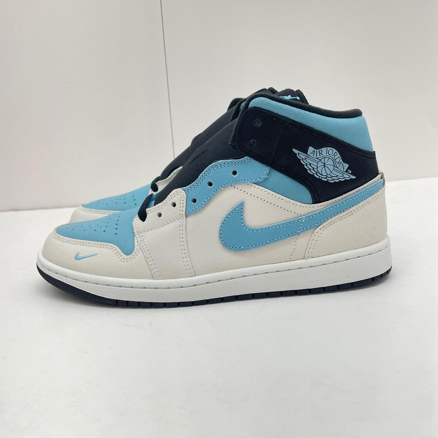 NIKE | ナイキ Air Jordan 1 Mid SE スニーカー 28.0cm IM6567-121 ブルー【尾張小牧店】