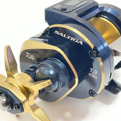 【フィッシング/釣り/釣具/リール】 【ベイトリール/左ハンドル】Daiwa | ダイワ ※付属品なし　21ソルティガIC 300HL-SJ【尾張小牧店】