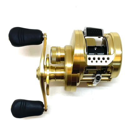 【フィッシング/釣り/釣具/リール】 【ベイトリール/右ハンドル】SHIMANO | シマノ 　※付属品なし　14カルカッタコンクエスト 200【尾張小牧店】