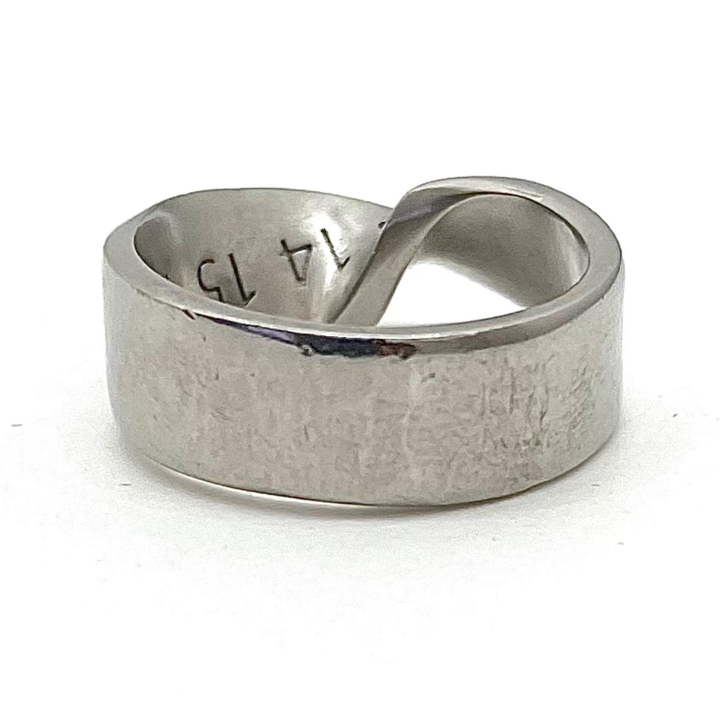 【中古】Maison Margiela | メゾンマルジェラ　ツイストナンバーリングロゴ リング・指輪 シルバー【尾張小牧店】