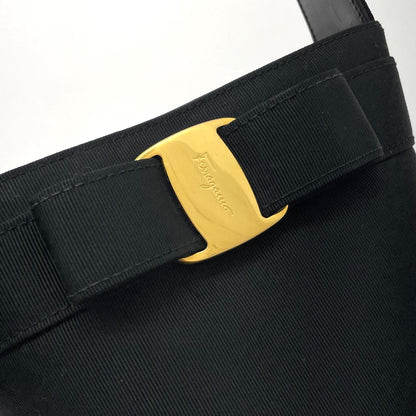 【中古】Salvatore Ferragamo | サルヴァトーレフェラガモ　ヴァラ ハンドバッグ ブラック【尾張小牧店】