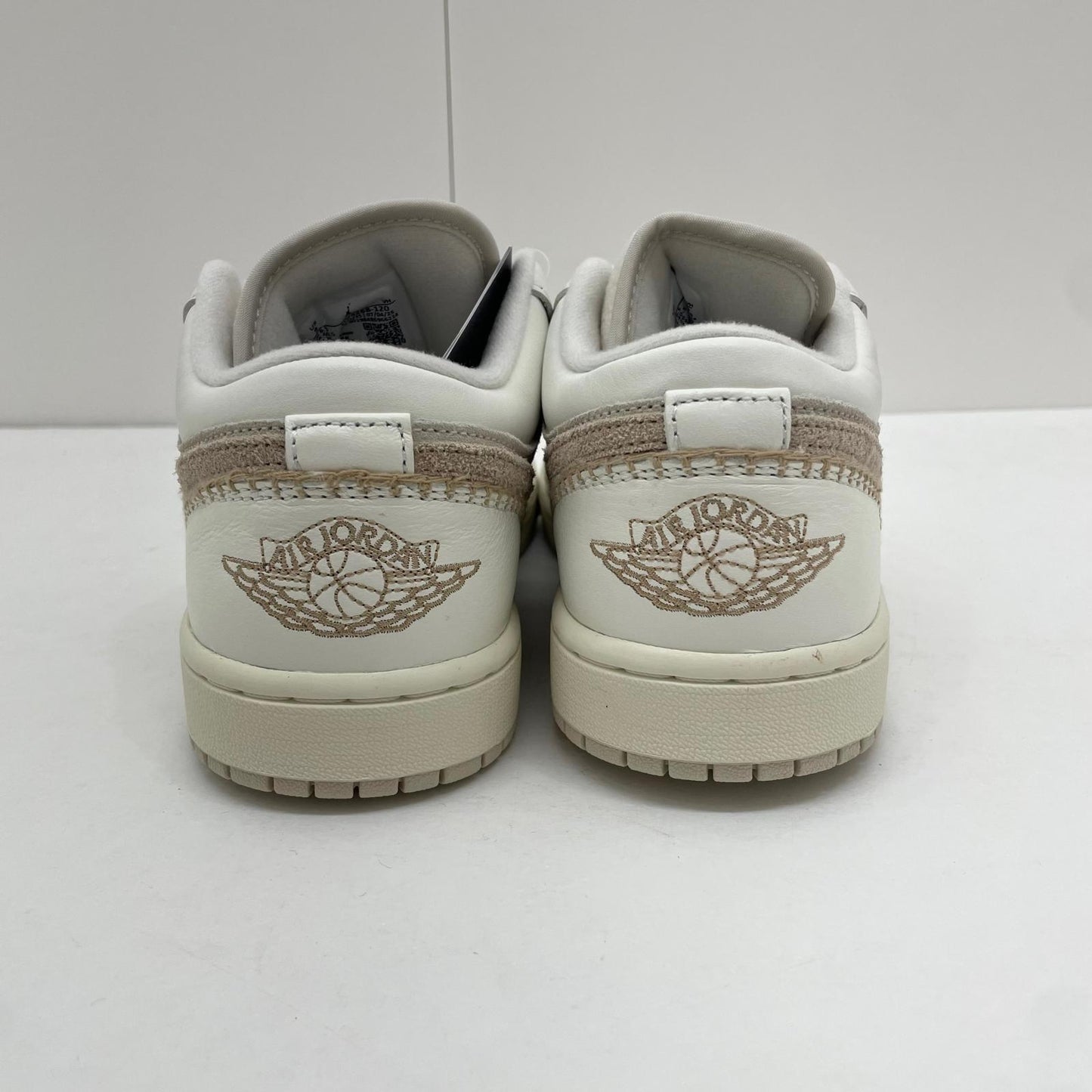 NIKE | ナイキ Women's Air Jordan 1 Low スニーカー 26.0cm HV4268-120 ベージュ【尾張小牧店】