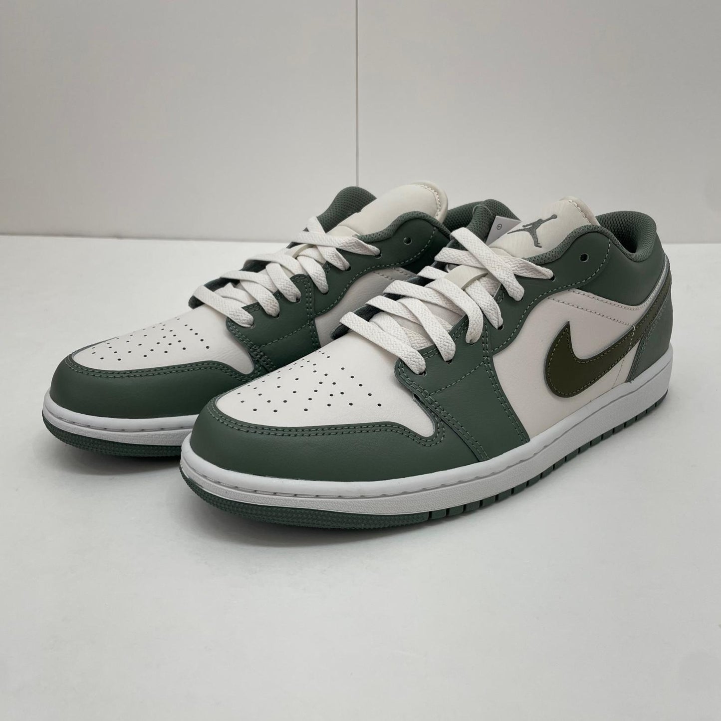NIKE | ナイキ Air Jordan 1 Low スニーカー 28.0cm 553558-300 カーキ【尾張小牧店】