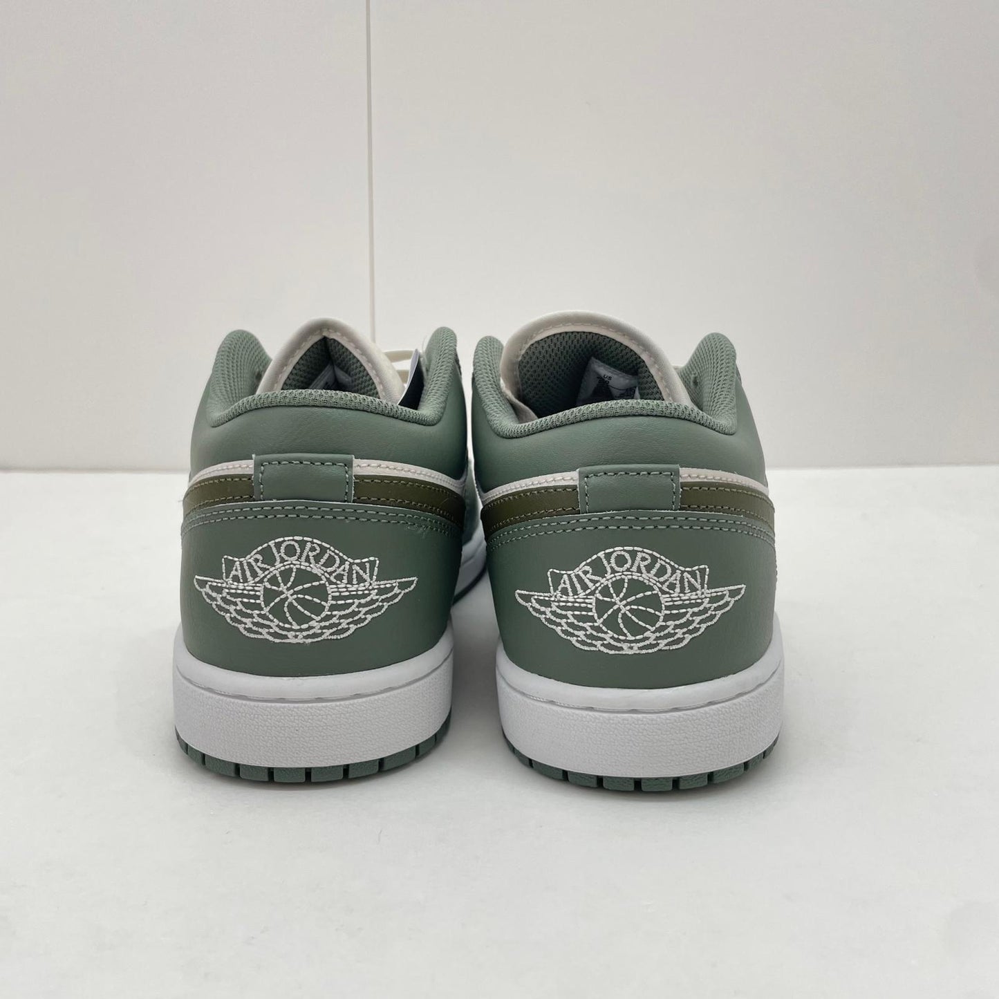 NIKE | ナイキ Air Jordan 1 Low スニーカー 28.0cm 553558-300 カーキ【尾張小牧店】
