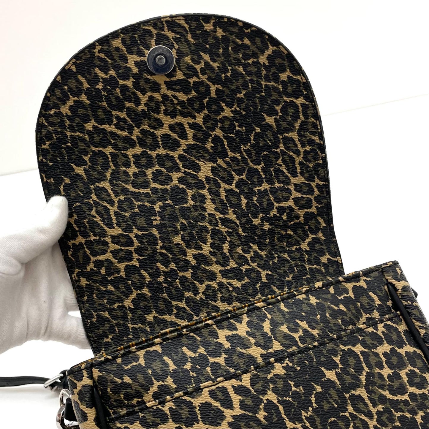 【中古】Vivienne Westwood | ヴィヴィアンウエストウッド ショルダーバッグ ヒョウ柄【尾張小牧店】