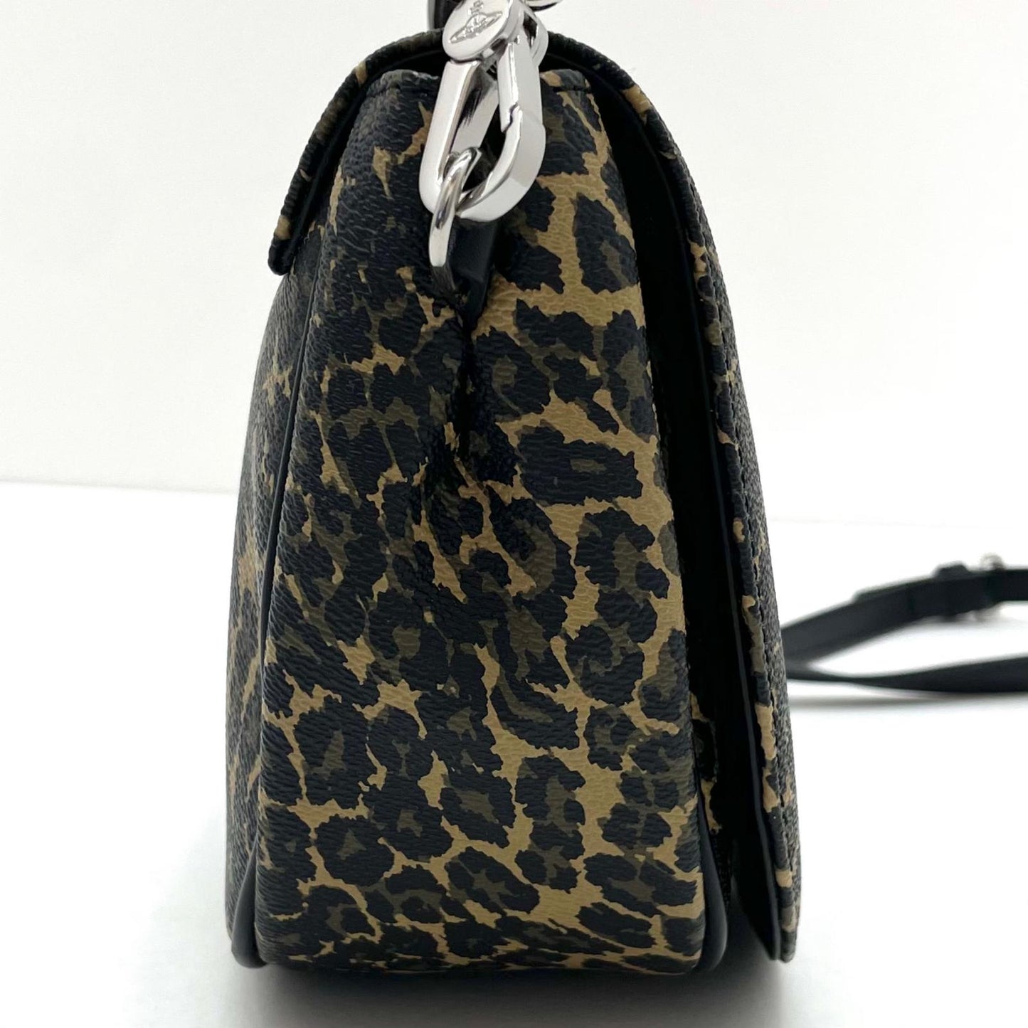 【中古】Vivienne Westwood | ヴィヴィアンウエストウッド ショルダーバッグ ヒョウ柄【尾張小牧店】