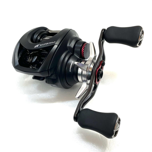 【フィッシング/釣り/釣具/リール】 【ベイトリール/左ハンドル】Daiwa | ダイワ 26シルバーウルフCTSVTW 8.5L PEスペシャル【尾張小牧店】