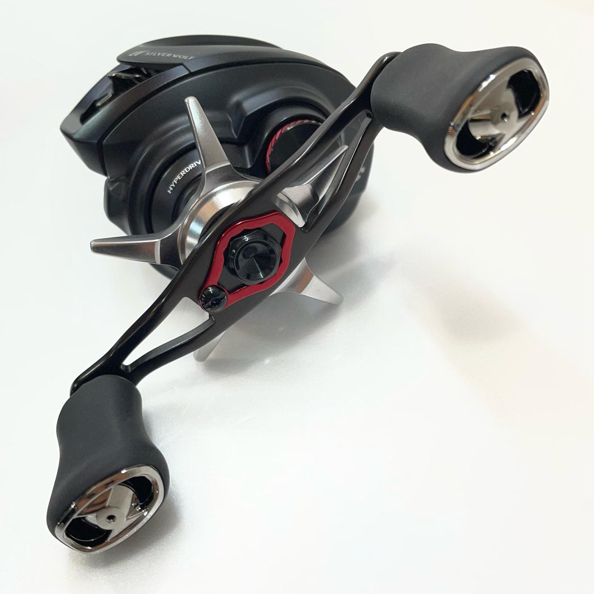 【フィッシング/釣り/釣具/リール】 【ベイトリール/左ハンドル】Daiwa | ダイワ 26シルバーウルフCTSVTW 8.5L PEスペシャル【尾張小牧店】