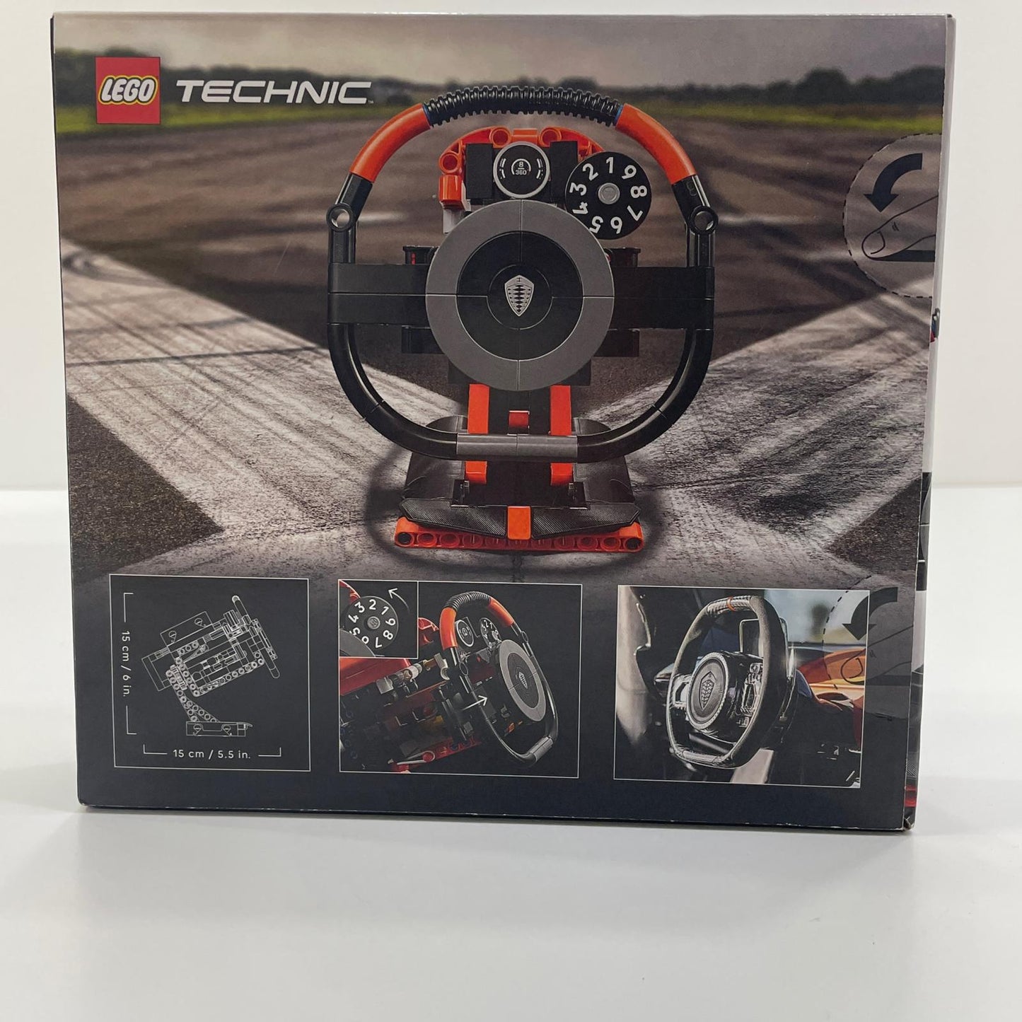 Koenigsegg Sadair's Spear Steering Wheel (40894)ステアリングホイール【尾張小牧店】