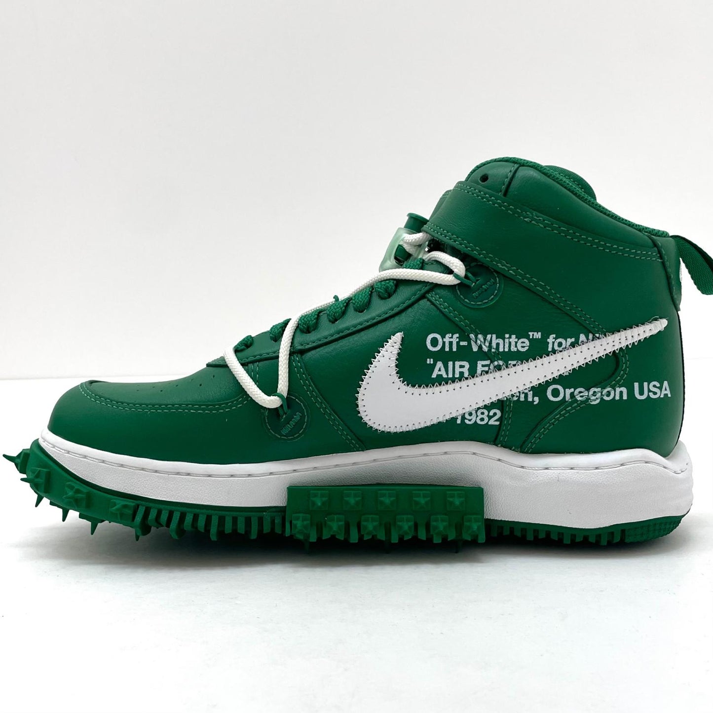 【中古】NIKE×Off-White | ナイキ×オフホワイト Air Force 1 Mid SP LTHR "Pine Green"/エアフォース1 ミッド SP LTHR "パイングリーン" スニーカー 靴 DR0500-300 グリーン 27.5cm【尾張小牧店】