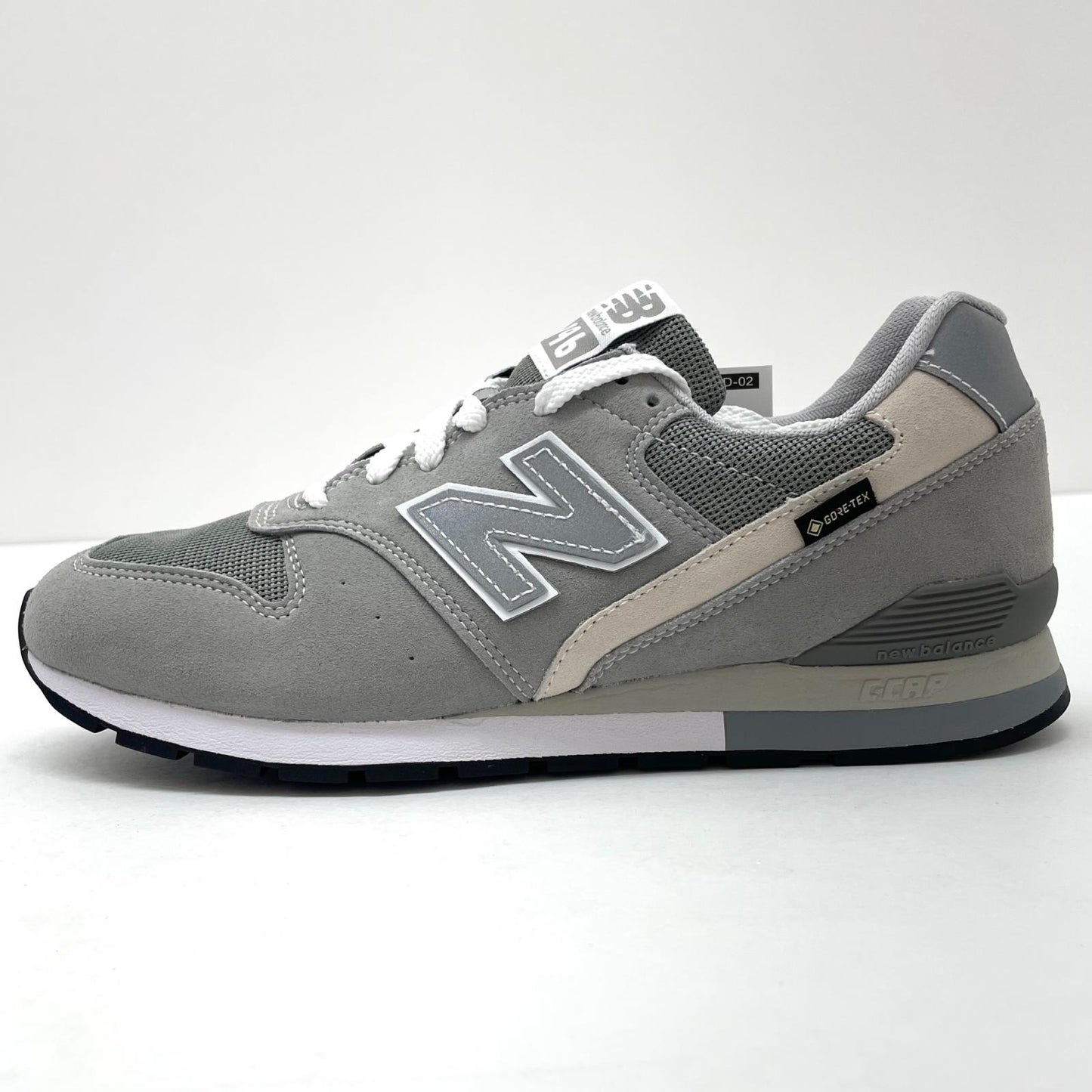 【中古】NEW BALANCE | ニューバランス 996 Gore-Tex TEAM AWAY GREY with SILVER METALLIC and Moonbeam　スニーカー 靴　CM996XA2 グレー 26cm【尾張小牧店】