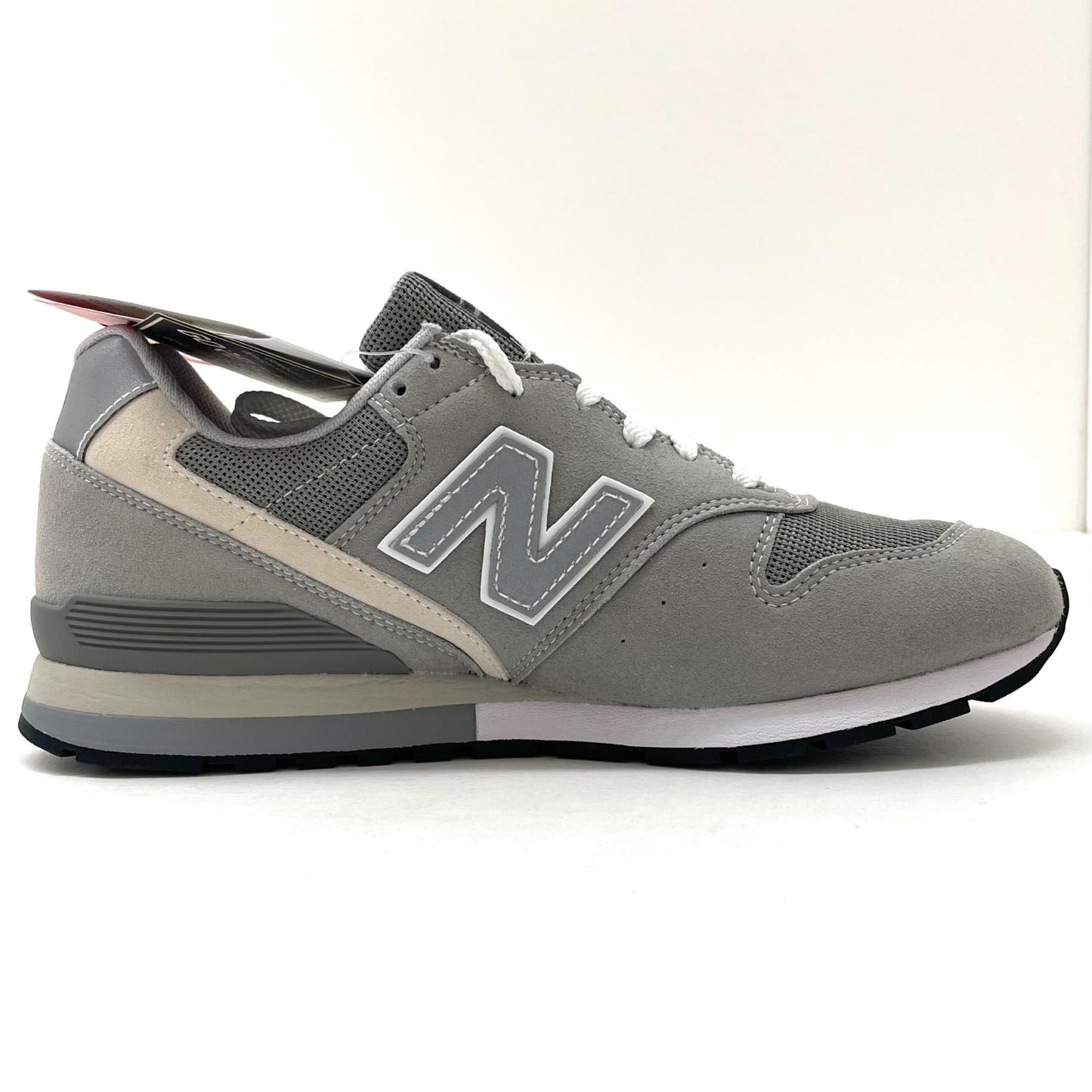 【中古】NEW BALANCE | ニューバランス 996 Gore-Tex TEAM AWAY GREY with SILVER METALLIC and Moonbeam　スニーカー 靴　CM996XA2 グレー 26cm【尾張小牧店】