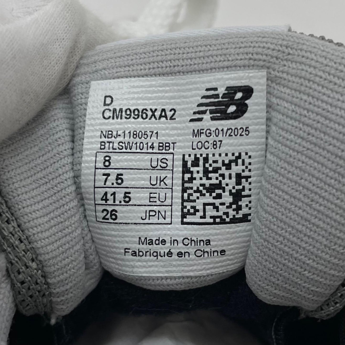 【中古】NEW BALANCE | ニューバランス 996 Gore-Tex TEAM AWAY GREY with SILVER METALLIC and Moonbeam　スニーカー 靴　CM996XA2 グレー 26cm【尾張小牧店】